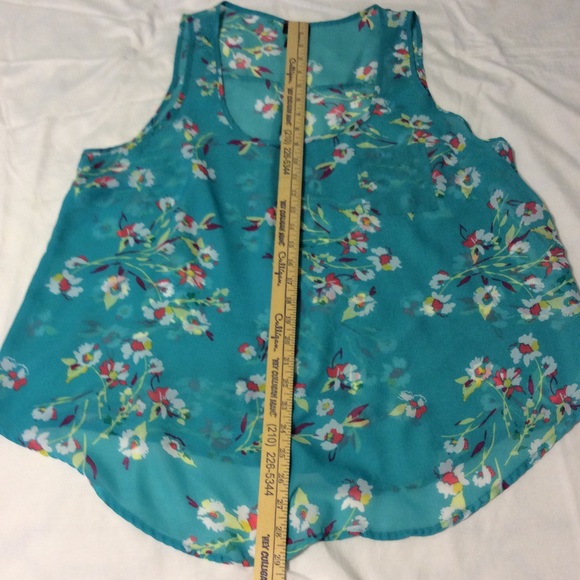 Torrid Top - Picture 7 of 7